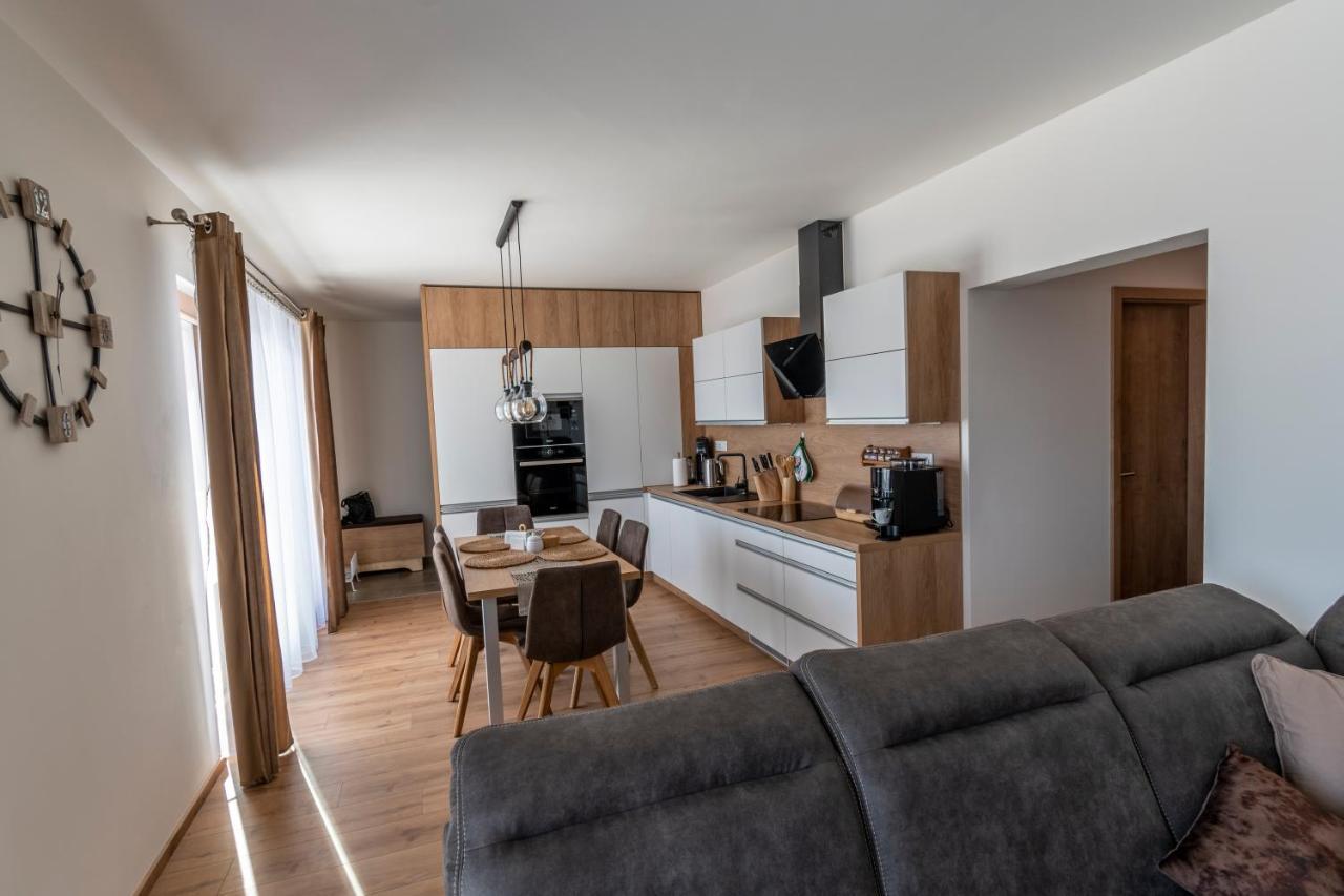 Apartman Jesienka, Hillside โดลนีคูบีน ภายนอก รูปภาพ